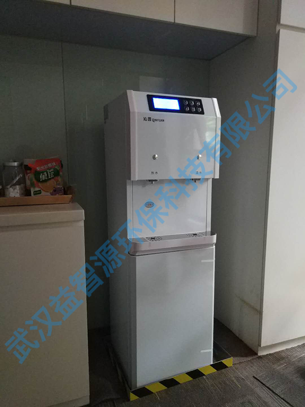 施耐德电气(中国)有限公司选购我司沁园商用直饮机QS-ZRW-L11(即原QZ-RW304)
